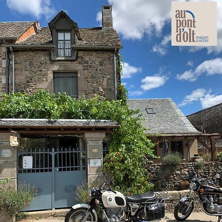 Au Pont D'Olt Hotel Saint-Côme-dʼOlt Exterior foto