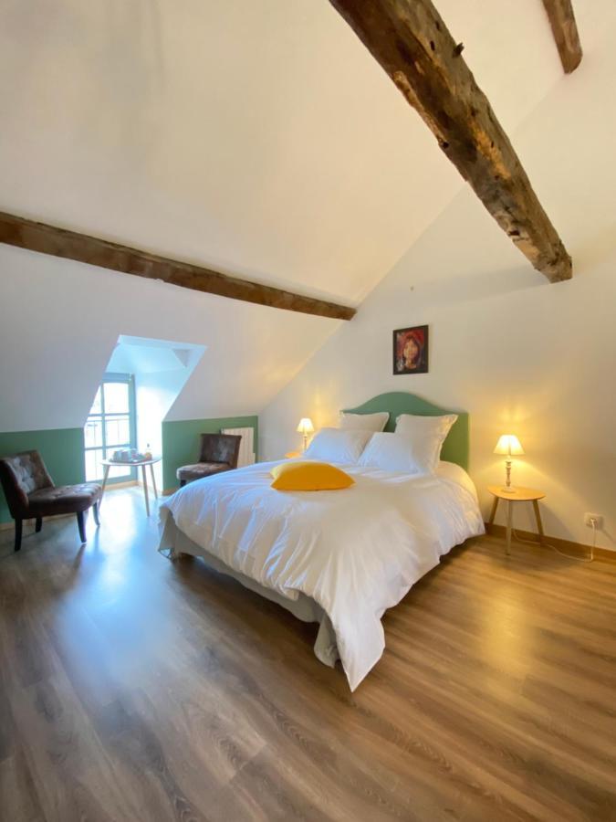 Au Pont D'Olt Hotel Saint-Côme-dʼOlt Cameră foto